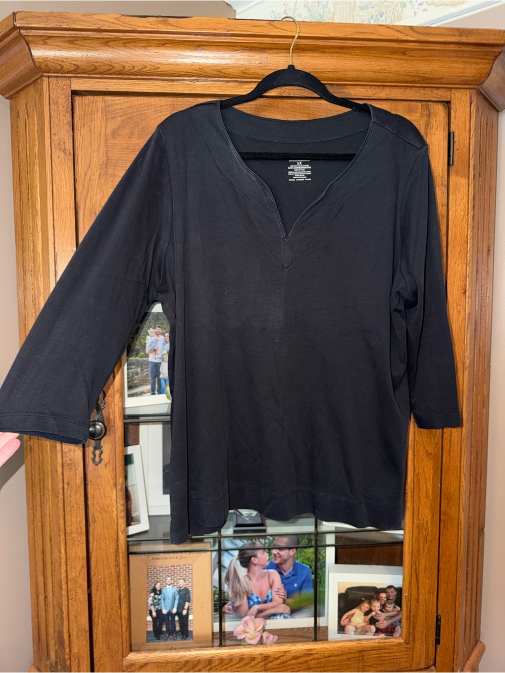 1X L.L. Bean Black Long-Sleeve V-Neck Women's Top. MUST BE BUNDLED